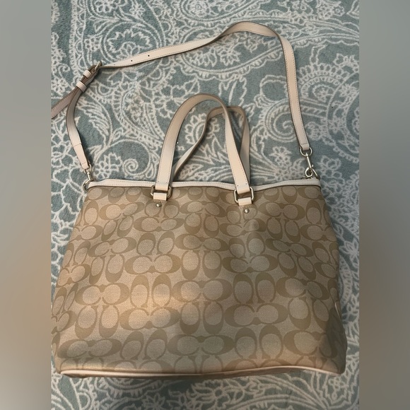 Coach shoulder bag - Picture 2 of 5